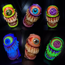 Cargar imagen en el visor de la galería, Psychotic Lighter Sleeve
