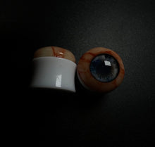 Cargar imagen en el visor de la galería, Eyeball ear gauges/plugs
