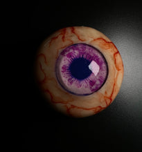 Cargar imagen en el visor de la galería, Gross Eyeball Phone Grip Swappable