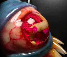Cargar imagen en el visor de la galería, Worm Eye Shot Glass