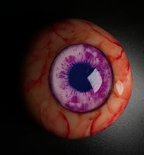 Cargar imagen en el visor de la galería, Gross Eyeball Phone Grip Swappable