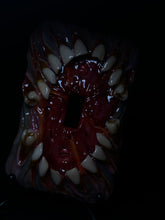Cargar imagen en el visor de la galería, Teeth Light Switch Cover