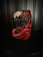 Cargar imagen en el visor de la galería, Red Symbiote Carnage inspired Lighter Sleeve/Cover