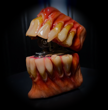 Cargar imagen en el visor de la galería, Tooth Fairy’s Dream Flip Top Lighter
