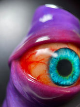 Cargar imagen en el visor de la galería, Here’s looking at you lighter sleeve