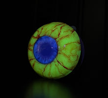 Načíst obrázek do prohlížeče Galerie, Gross Eyeball Phone Grip Swappable