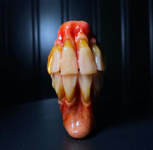 Cargar imagen en el visor de la galería, Tooth Fairy’s Dream Flip Top Lighter