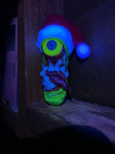Cargar imagen en el visor de la galería, Creepy Christmas Horror Pickle