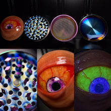 Cargar imagen en el visor de la galería, Surprised Eye Horror Herb Grinder