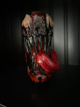 Cargar imagen en el visor de la galería, Red Symbiote Carnage inspired Lighter Sleeve/Cover