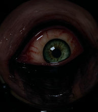 Cargar imagen en el visor de la galería, Eye Ball Compact Mirror