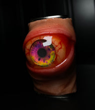 Cargar imagen en el visor de la galería, Mini Bic Creepy Eyeball Lighter Sleeve