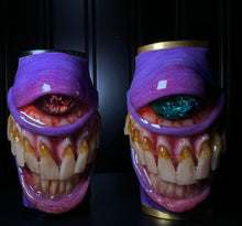 Cargar imagen en el visor de la galería, Scary Creepy Cool Horror  Lighter Sleeve Artist Choice