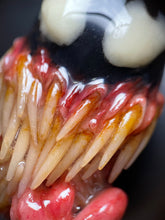 Cargar imagen en el visor de la galería, Symbiote Venom Inspired Lighter Sleeve