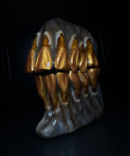 Cargar imagen en el visor de la galería, Tooth Fairy’s Dream Flip Top Lighter