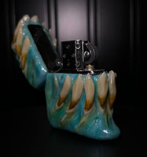 Load image into Gallery viewer, Tooth Fairy’s Dream Flip Top Lighter
